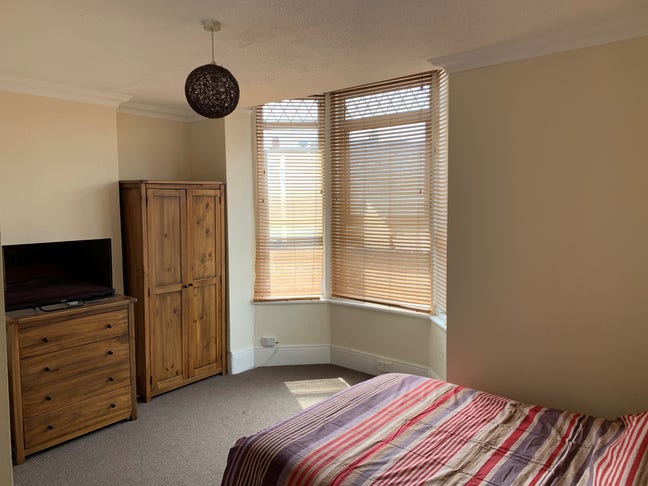 Rooms to Rent, All Bills Included, No Deposit,Furn Main Photo