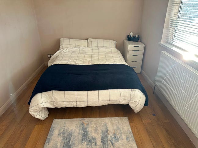 Spacious & Cosy Double Room For Rent AT RM13 7PA Main Photo