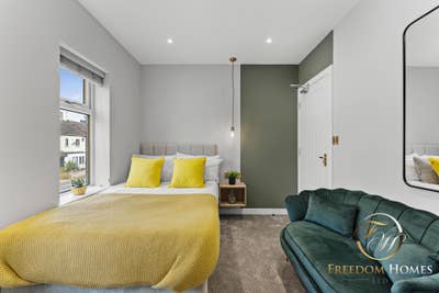 Spectacular HMO in New Road - PE2 Main Photo