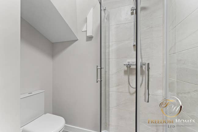 Spectacular HMO in New Road - PE2 Main Photo