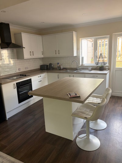 2 bedroom house for rent  Main Photo