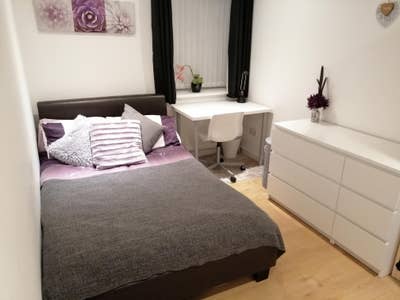 🏥  Budget Room • Close to Qah (56Owl) Main Photo