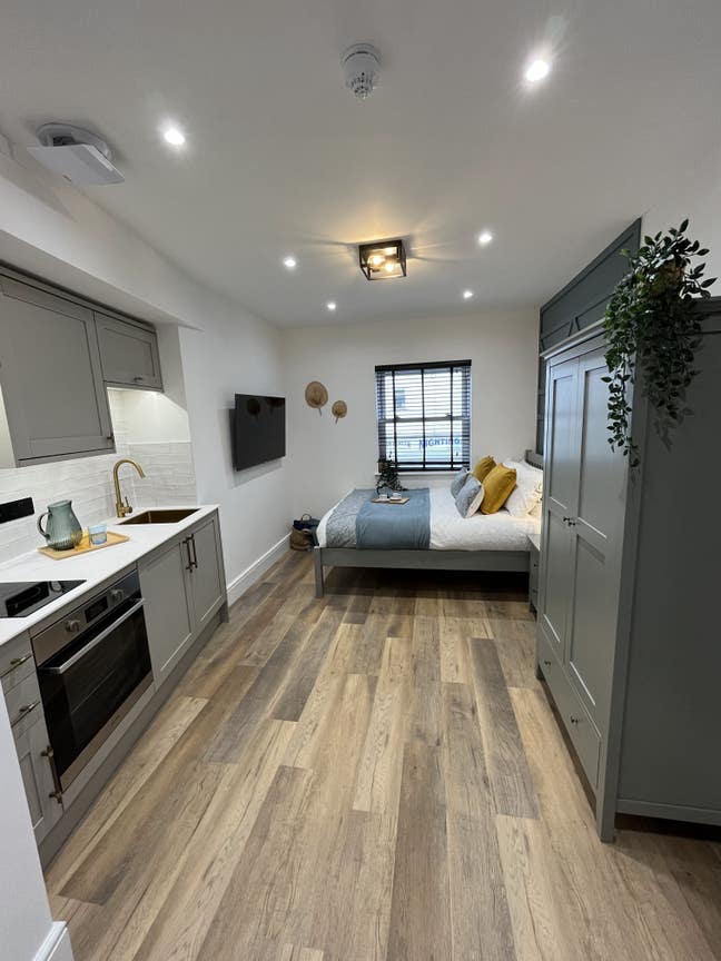 Stunning Studio in Beautiful Property - Bills Inc Main Photo