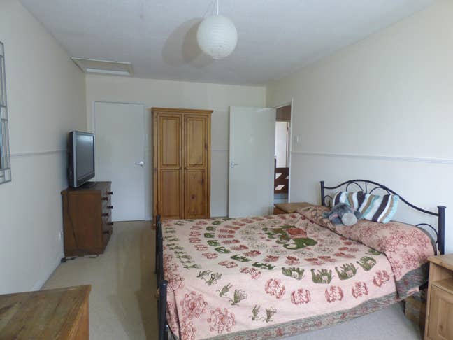 Large room in house north of Cambridge Main Photo