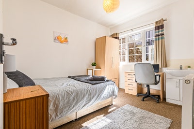 🏡 Your Next Home Starts Here... #9OldS Main Photo