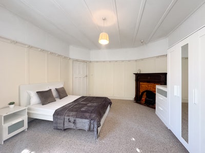 Cricklewood at it's best - 2 Cozy Double Rooms Main Photo