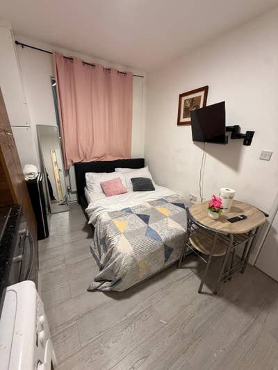 Luxury Studio Flat Available –  Angel (N1 0PN) Main Photo