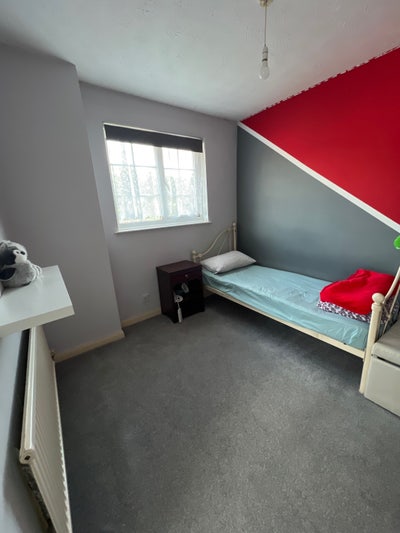 Room for rent Main Photo
