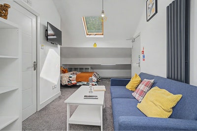 Premium En-suite Rooms BL1 | All Bills Included Main Photo
