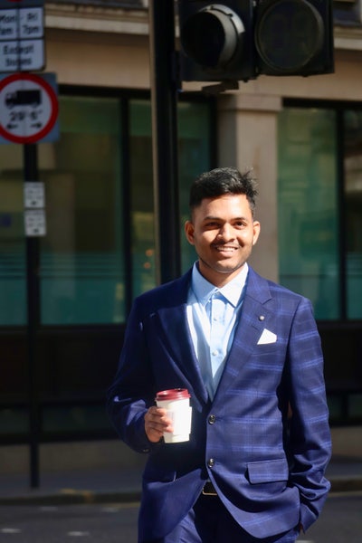 I am a professional male aged 26. I am lookin... Main Photo