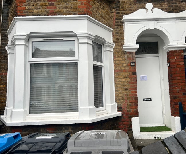 2 Bed, Lovely Ground Floor Flat with garden Main Photo
