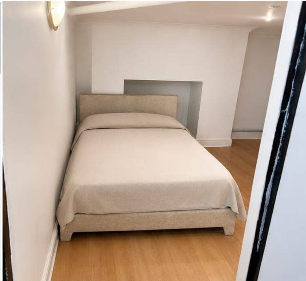 Double Room is available for rent in - SE1 5AA Main Photo