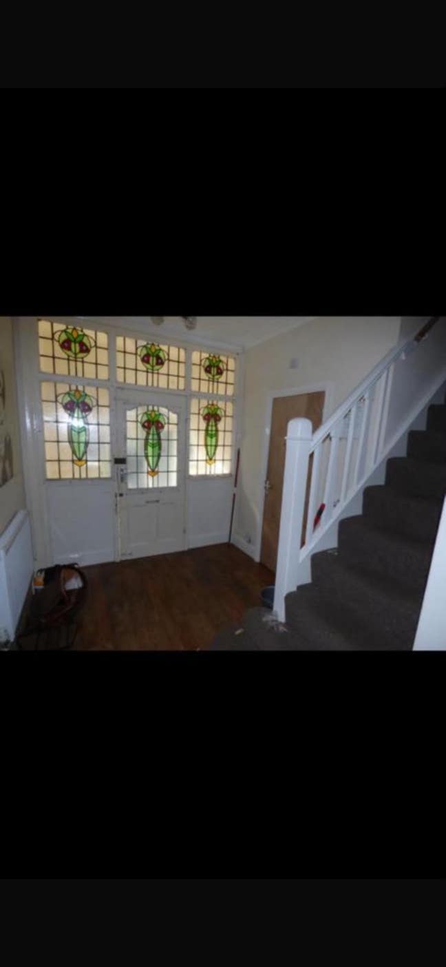 Double furnished room available in Lenton Main Photo