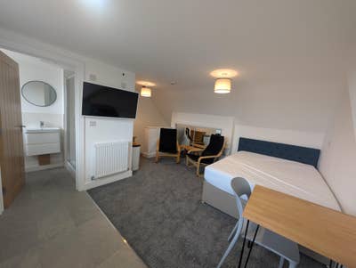 Trumpington Luxury newly renovated House. Main Photo