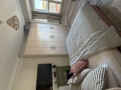 Wonderfully bright double room available  Main Photo