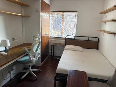 Double Room Hendon Main Photo