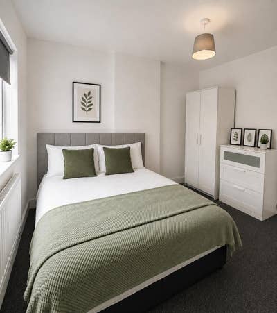 Newly Refurbished Property Near Medway Hospital Main Photo