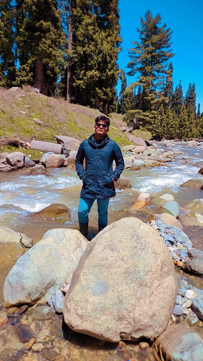 20 year old Male seeks a single or double room Main Photo