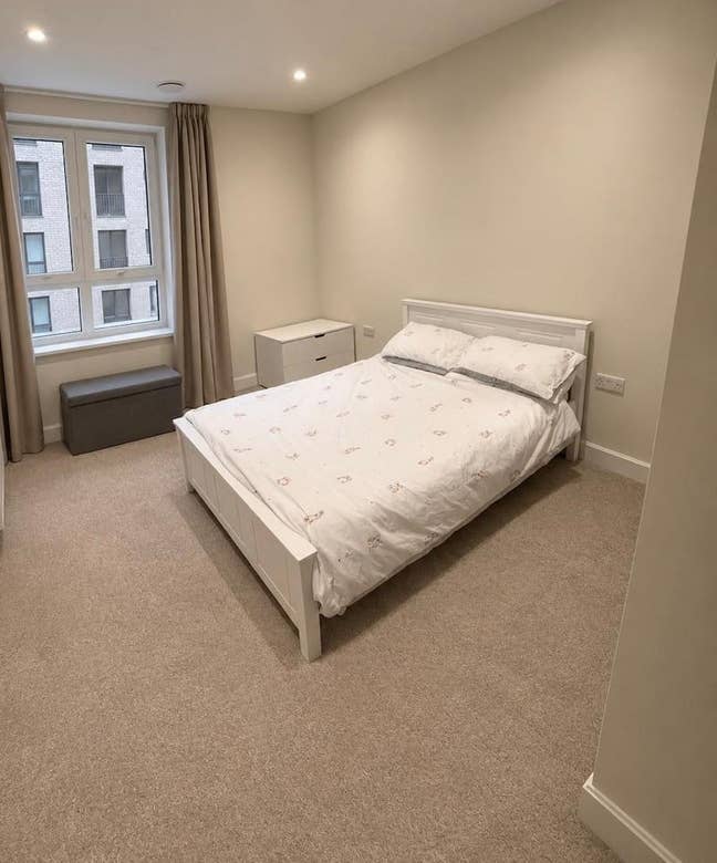 Monday–Friday Weekday Room Rental Main Photo