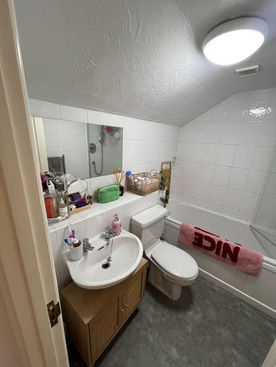 Short Term Flat  Main Photo