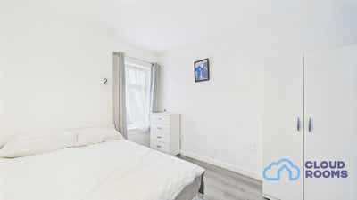 East of England – RM17 🏠 Grays Thurrock / Essex Main Photo