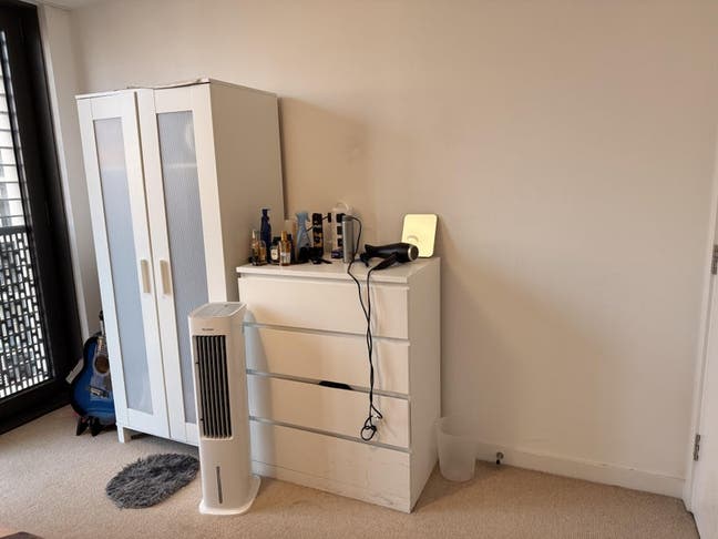 [ShortLet] Spacious room near station for 2 weeks Main Photo