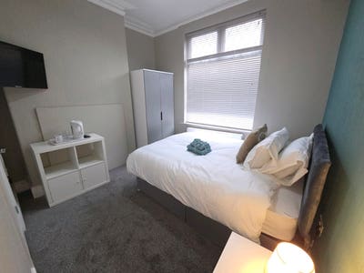Nelson Street – Double En‑Suite Rooms Available  Main Photo