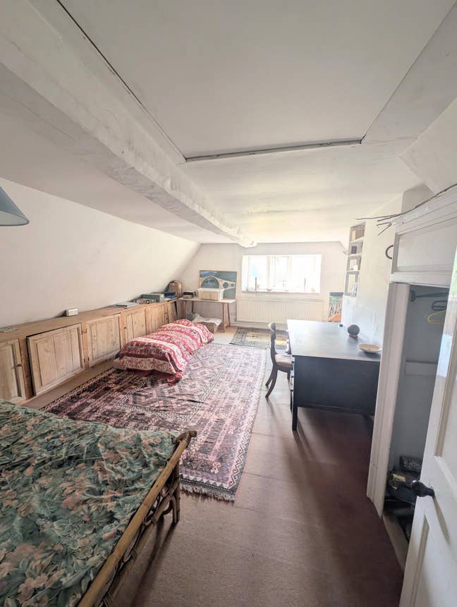 Homeshare in Stroud, GL5 Main Photo