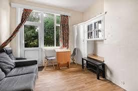 Looking for one roommate urgently  Main Photo