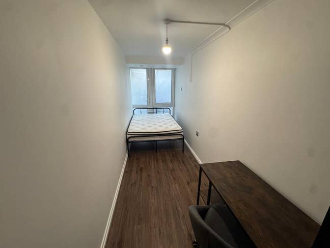 Cosy Double Room &pound;850 Bills Inc — 10min to C.Wharf Main Photo
