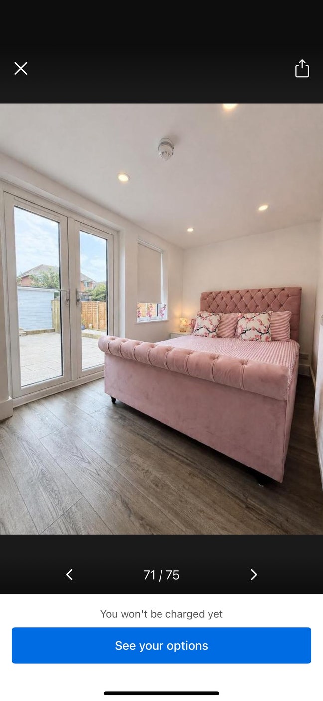 Stunning apartment newly renovated to high spe Main Photo