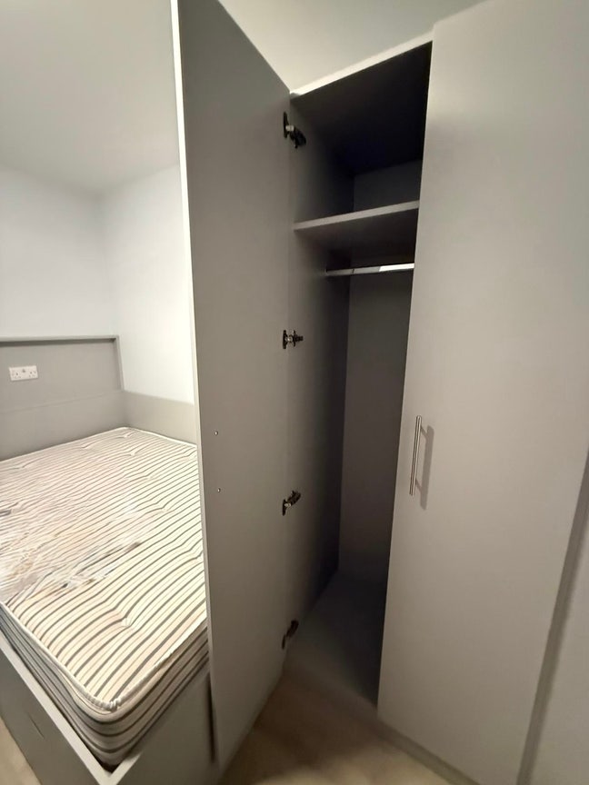 Iq City Ensuite Room  Main Photo