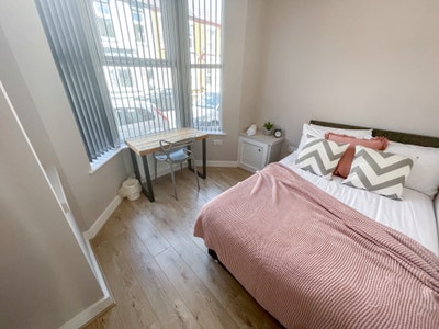 Hannan Road - Double Rooms Available Main Photo