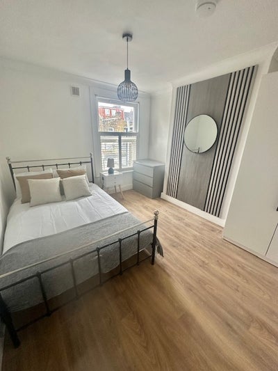  New  Double + Garden BR London Bridge 10 mins  Main Photo