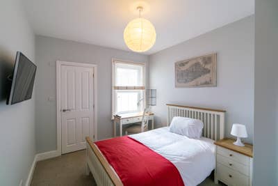 One Double Ensuite Rooms Available  Main Photo