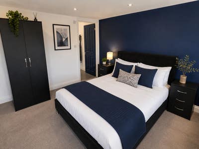 BRAND NEW Luxury Rooms on Clarendon Road Main Photo