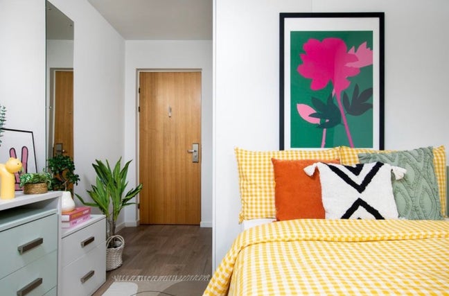 En-suite room to rent in Seven Sisters :) Main Photo