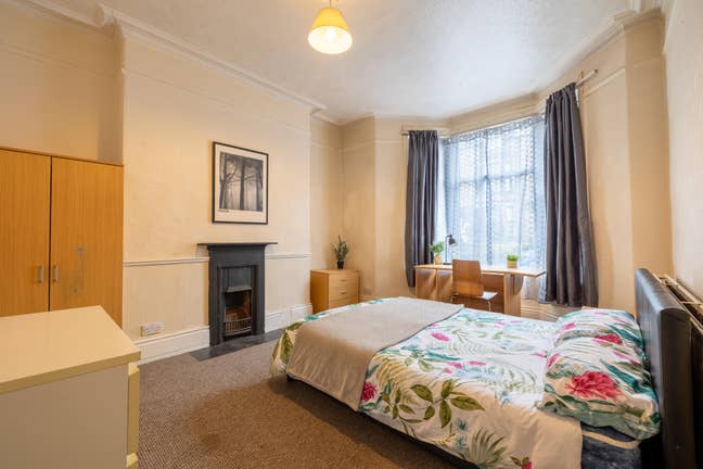 Room to Rent in Student Property - 84 Dale Street Main Photo