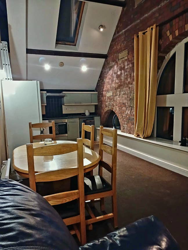 2 Bedroom Property Available In Huddersfield Main Photo