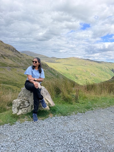 Professional Female seeks a double room Main Photo