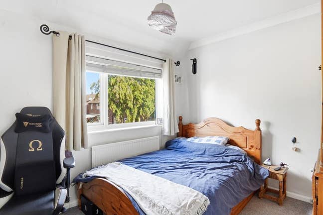 Double bedroom house share Main Photo