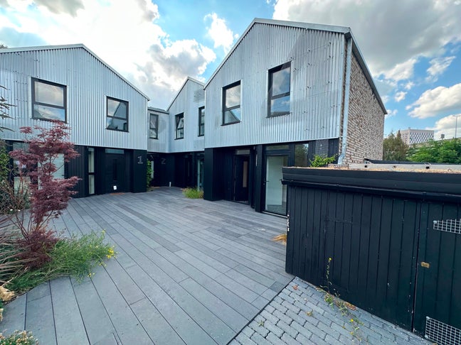 ***Three Bedroom Newly Built House to Rent, N18*** Main Photo