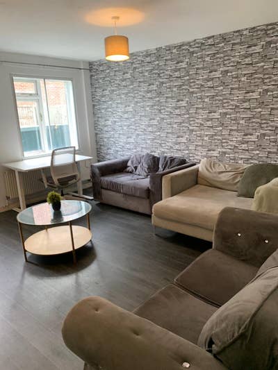 🏡 3-Bedroom House to Rent – Southall Main Photo