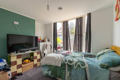 Luxurious Double Room Ensuite Main Photo