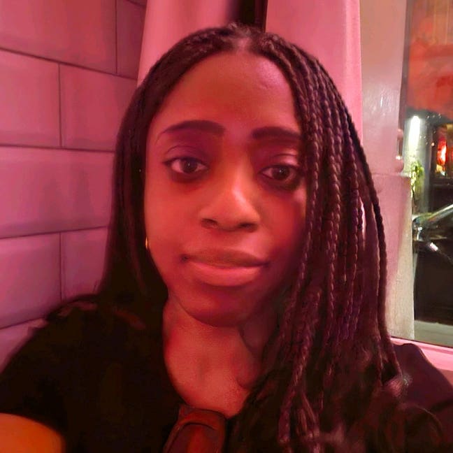 Professional Female seeks a single or double room Main Photo