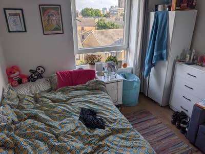 Double Room in Relaxed Flat in Whitechapel Main Photo