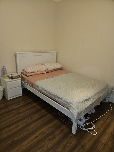 4 Bedroom House  - ONE Double Bedroom Available! Main Photo