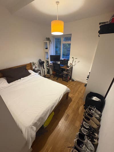 🏡 3-Bedroom Ground Floor Flat in Clapham Main Photo