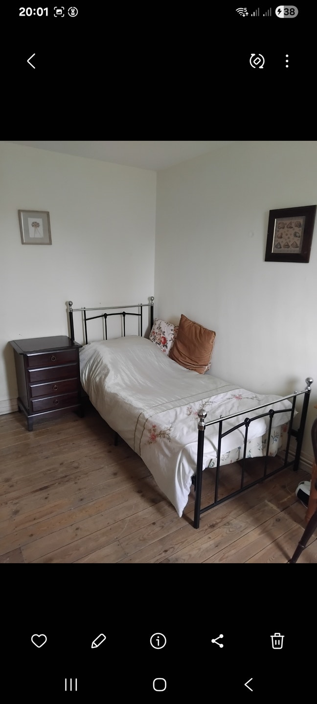  a Spacious  Double Room with Single Bed Main Photo
