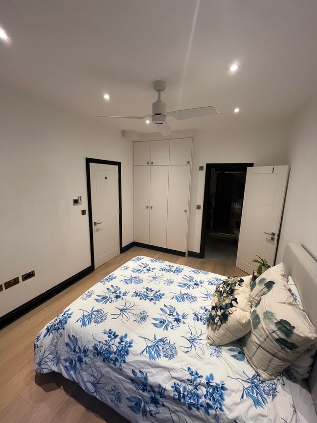En-suite double room available - Vauxhall area Main Photo